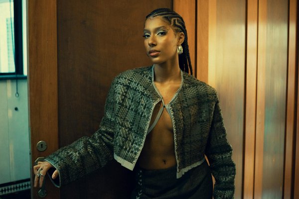 Discover fashion clothing for women and men at modalova