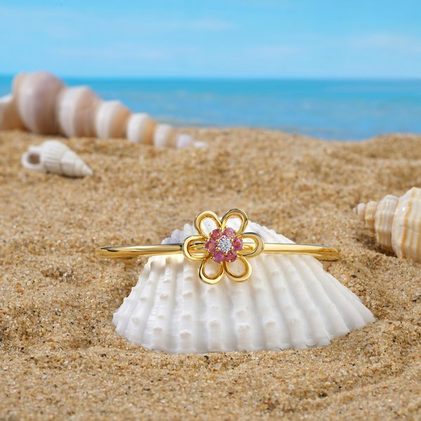 Celebrate nature's beauty with handmade shell jewelry collections